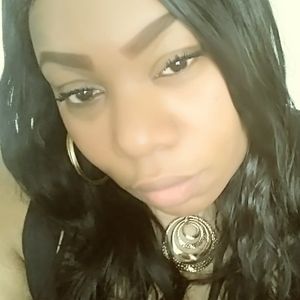 Meet your Posher, Khalila